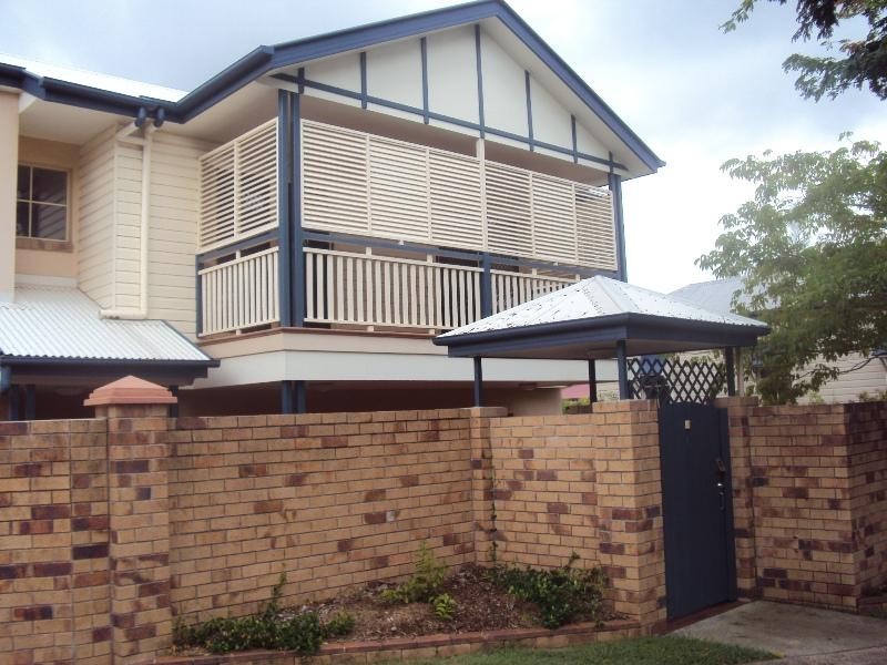 1/235 Ekibin Road East, Tarragindi QLD 4121