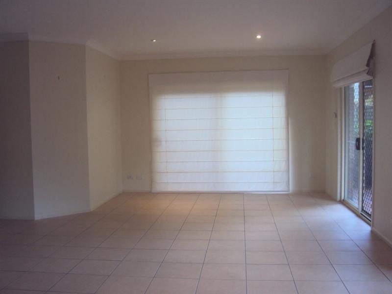 1/235 Ekibin Road East, Tarragindi QLD 4121