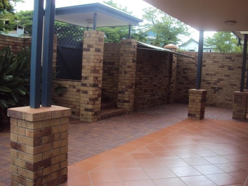 1/235 Ekibin Road East, Tarragindi QLD 4121