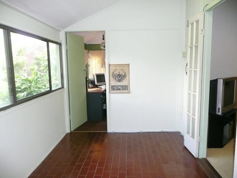 72 Plimsoll Street, Greenslopes QLD 4120