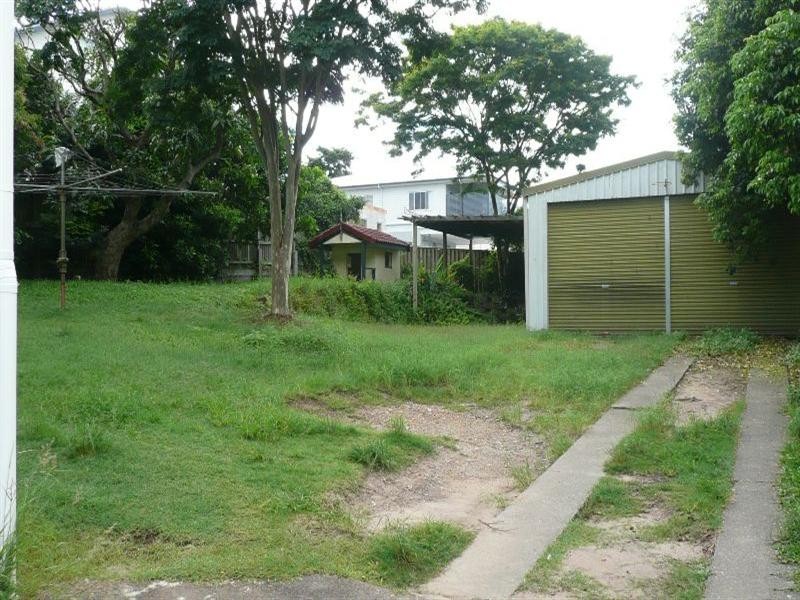 72 Plimsoll Street, Greenslopes QLD 4120