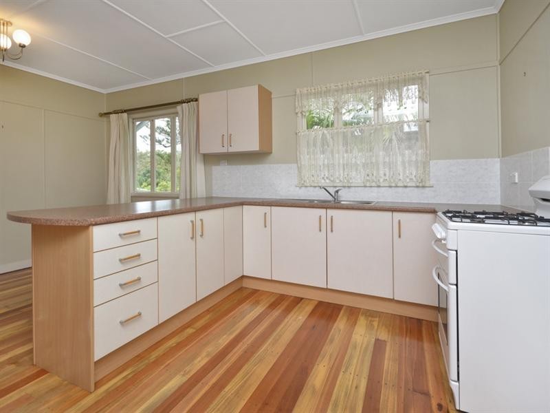 49 Amethyst Street, Holland Park QLD 4121