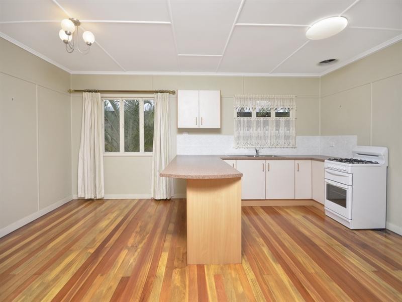 49 Amethyst Street, Holland Park QLD 4121