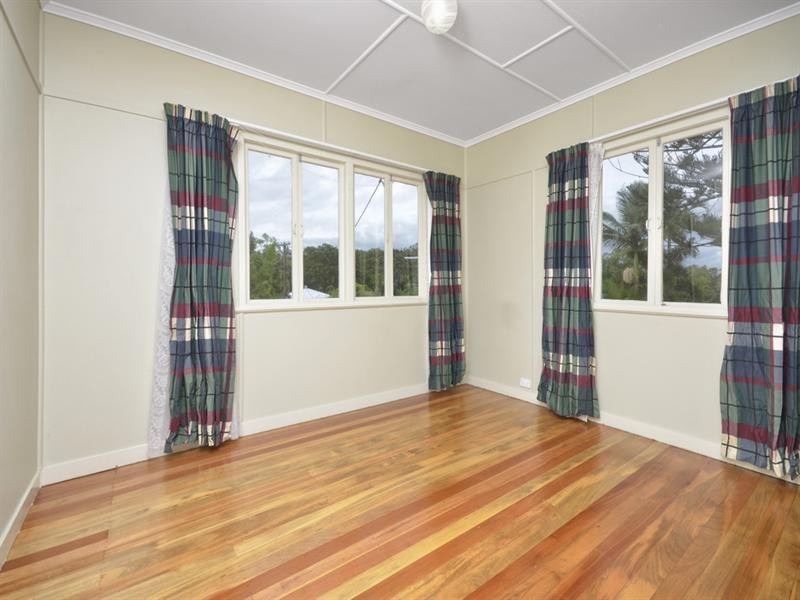 49 Amethyst Street, Holland Park QLD 4121