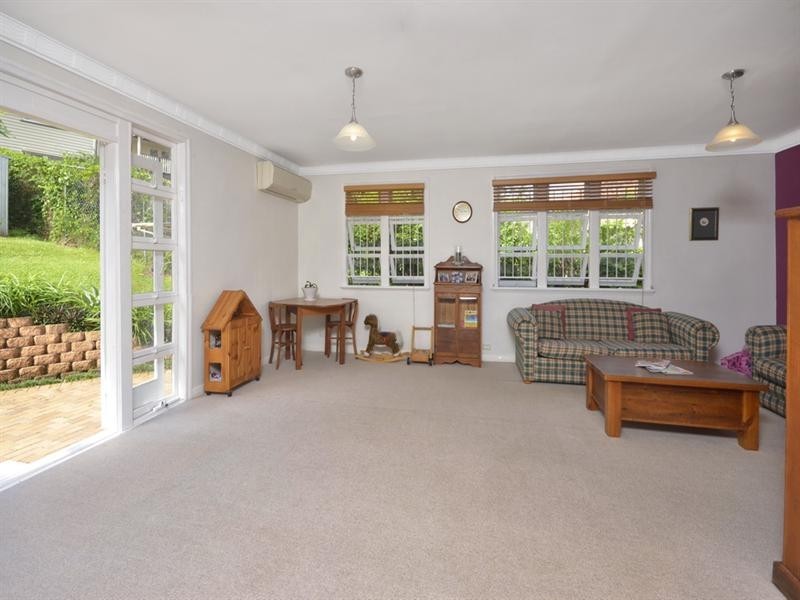 52 Coonara Street, Holland Park QLD 4121