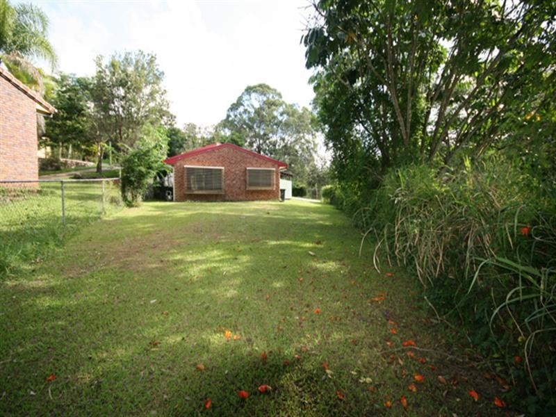 43 Burchell Street, Carina QLD 4152