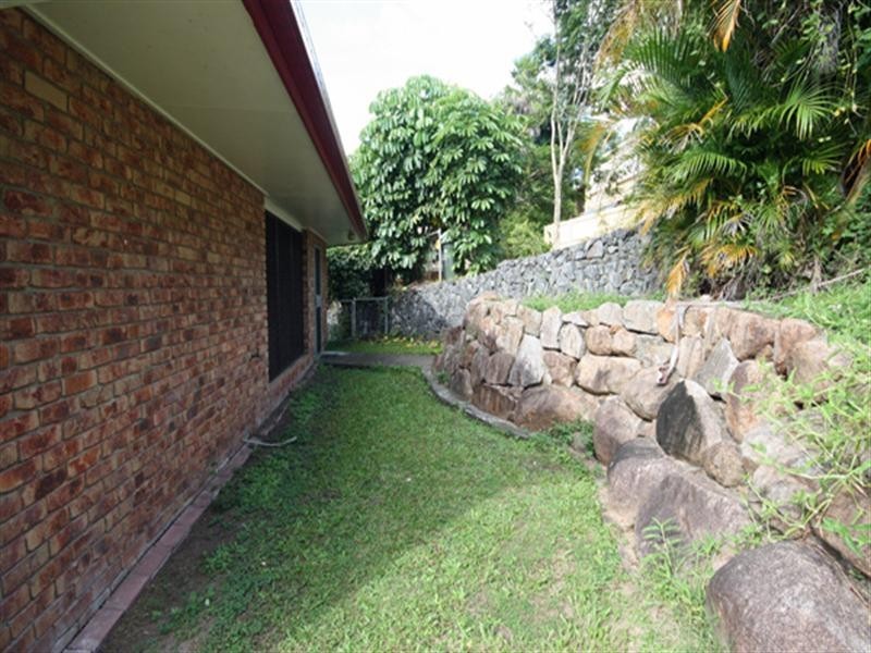 43 Burchell Street, Carina QLD 4152