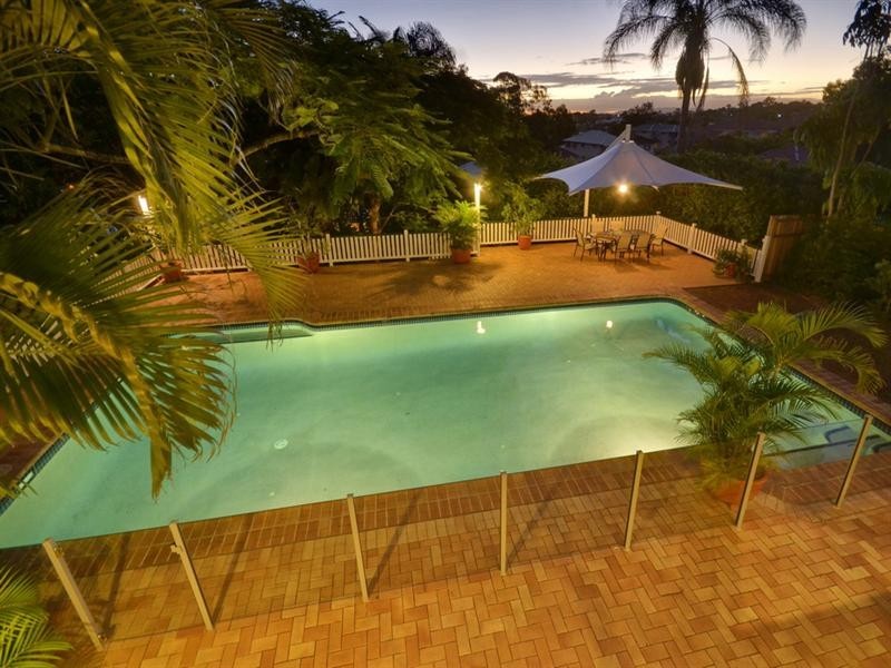22 Lade Street, Coorparoo QLD 4151