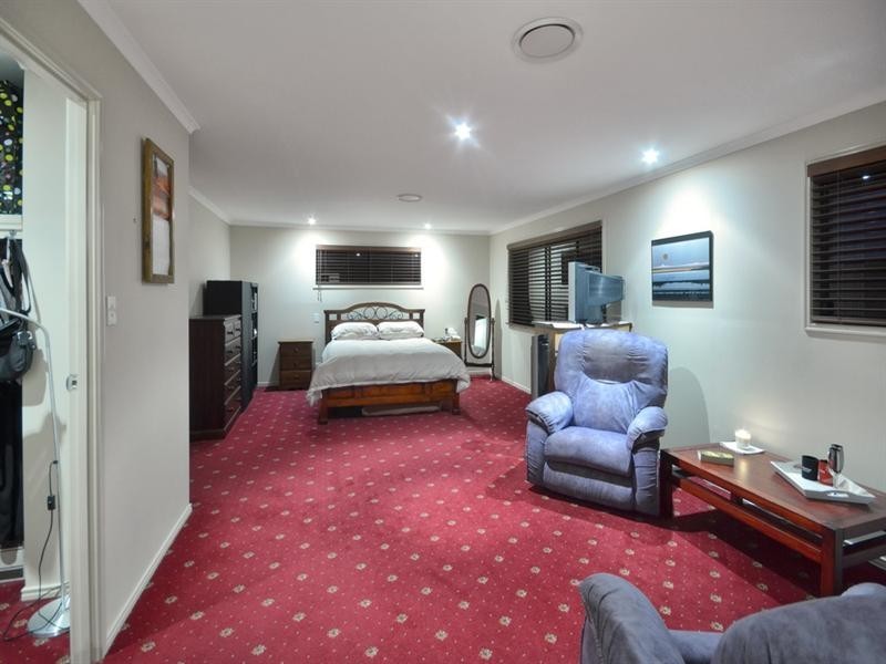 7 Keera Street, Coorparoo QLD 4151