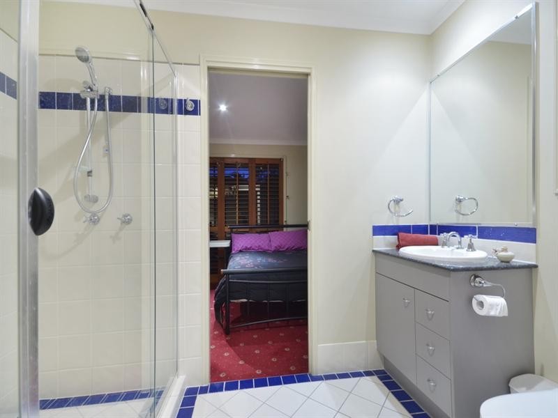 7 Keera Street, Coorparoo QLD 4151