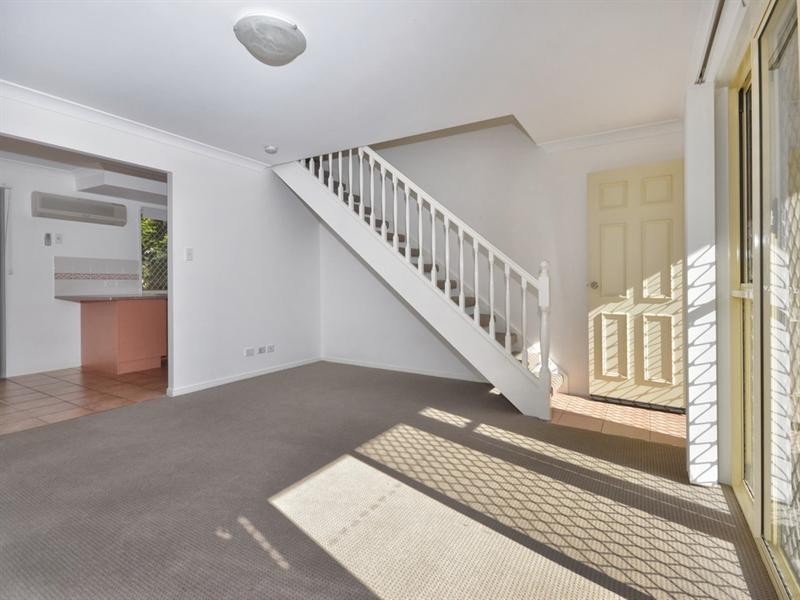 100 Rialto Street, Greenslopes QLD 4120