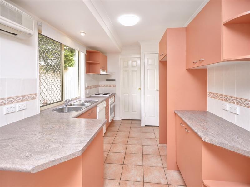 100 Rialto Street, Greenslopes QLD 4120