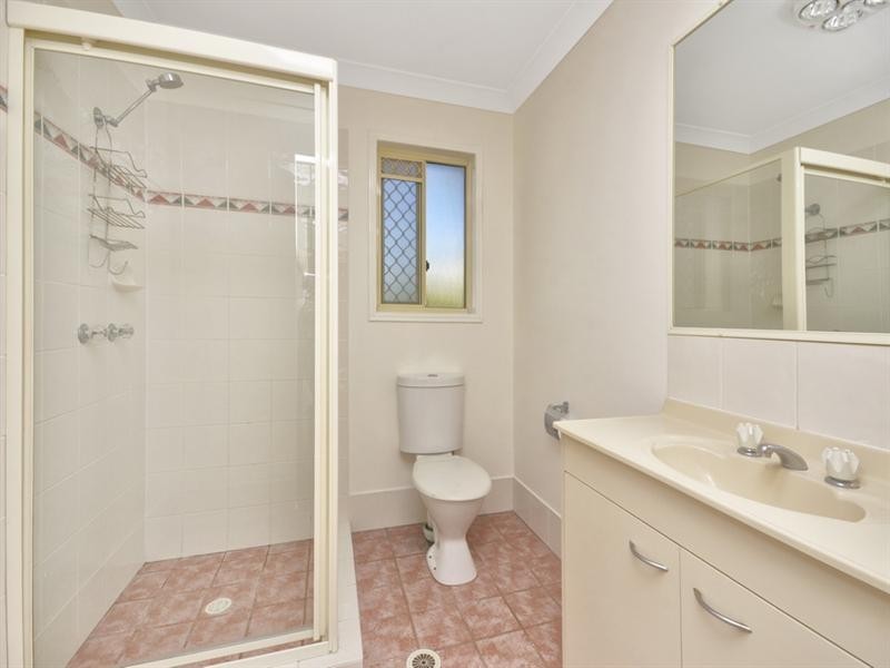 100 Rialto Street, Greenslopes QLD 4120