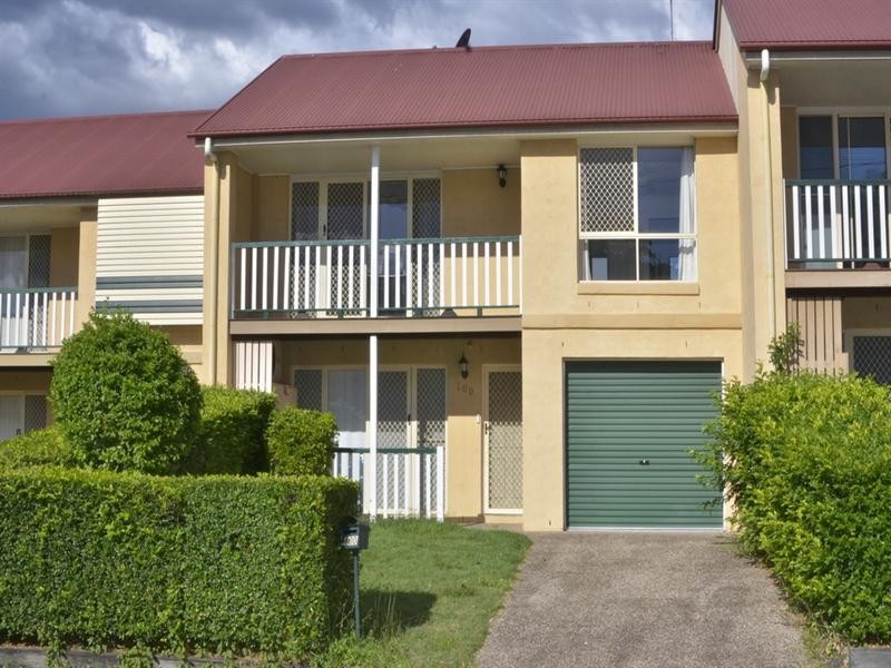 100 Rialto Street, Greenslopes QLD 4120