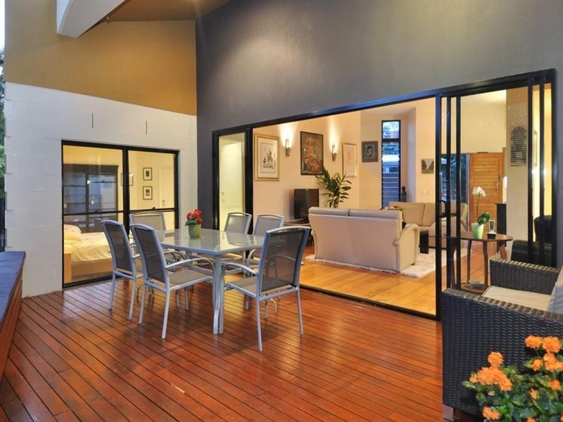 138 Sirius Street, Coorparoo QLD 4151