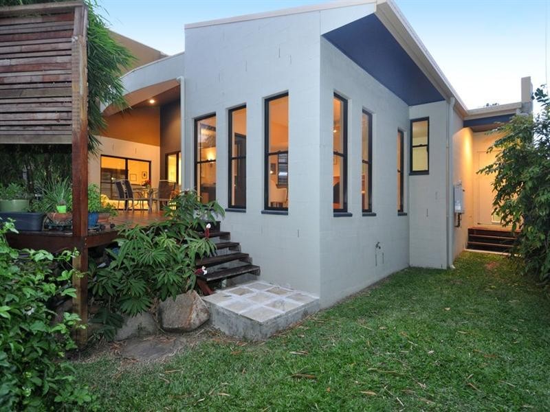 138 Sirius Street, Coorparoo QLD 4151