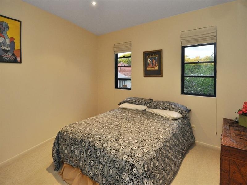 138 Sirius Street, Coorparoo QLD 4151