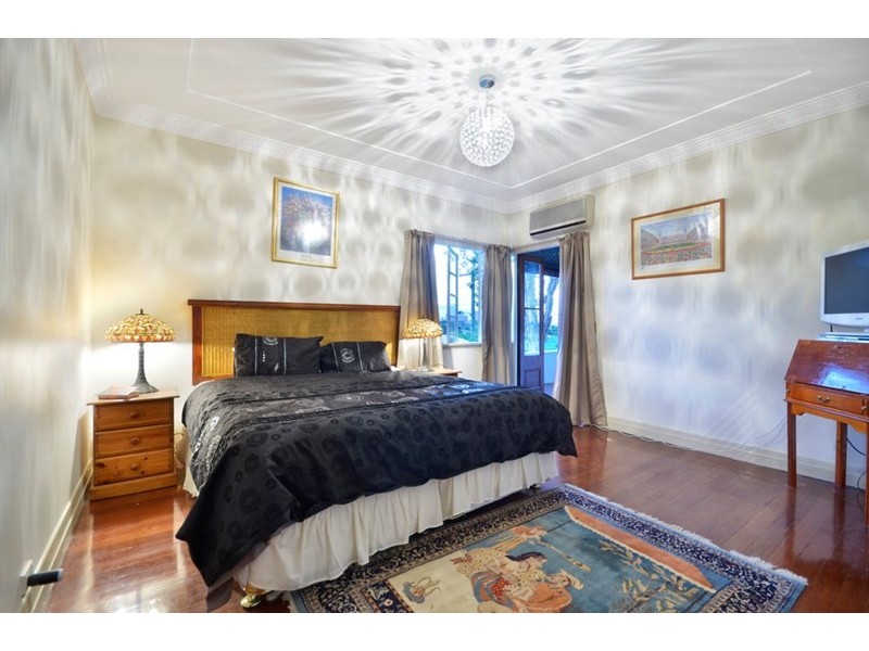 44 Brae Street, Coorparoo QLD 4151