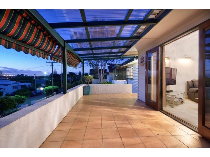 44 Brae Street, Coorparoo QLD 4151