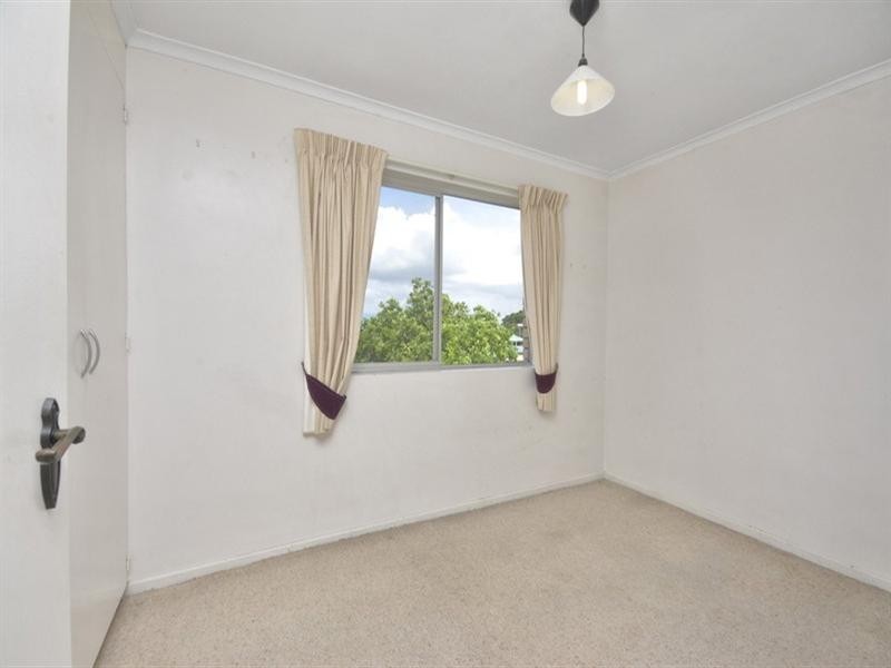 6/24 Raby Road, Coorparoo QLD 4151