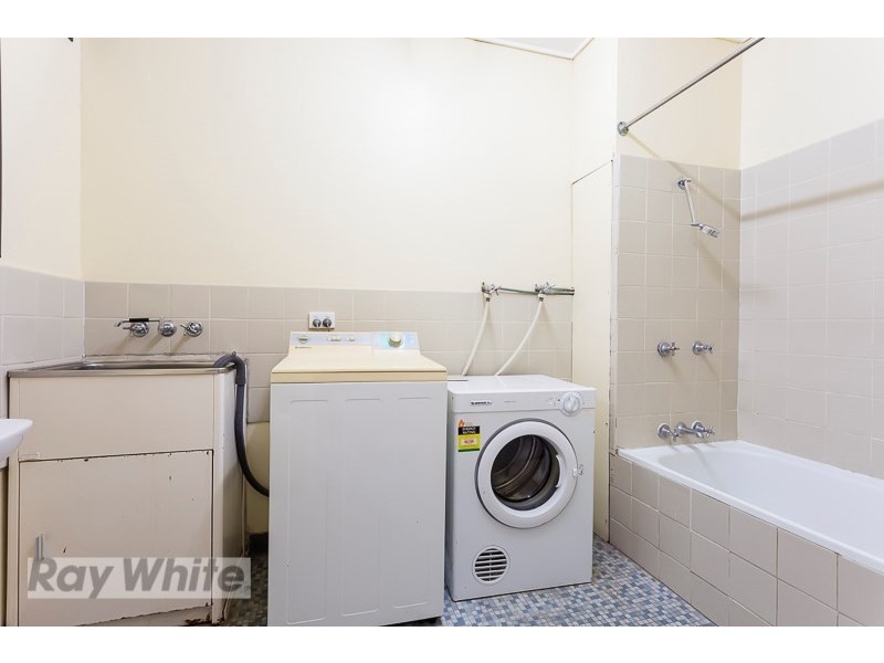 9/387 Cavendish Road, Coorparoo QLD 4151