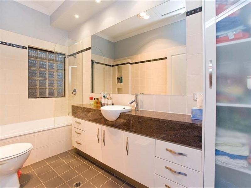 578 Old Cleveland Road, Camp Hill QLD 4152