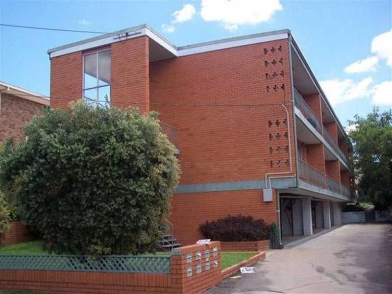 3/126 Pembroke Road, Coorparoo QLD 4151