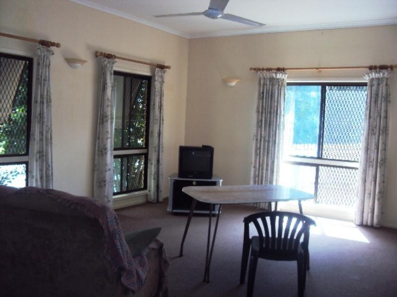 52 Thomas Street, Camp Hill QLD 4152