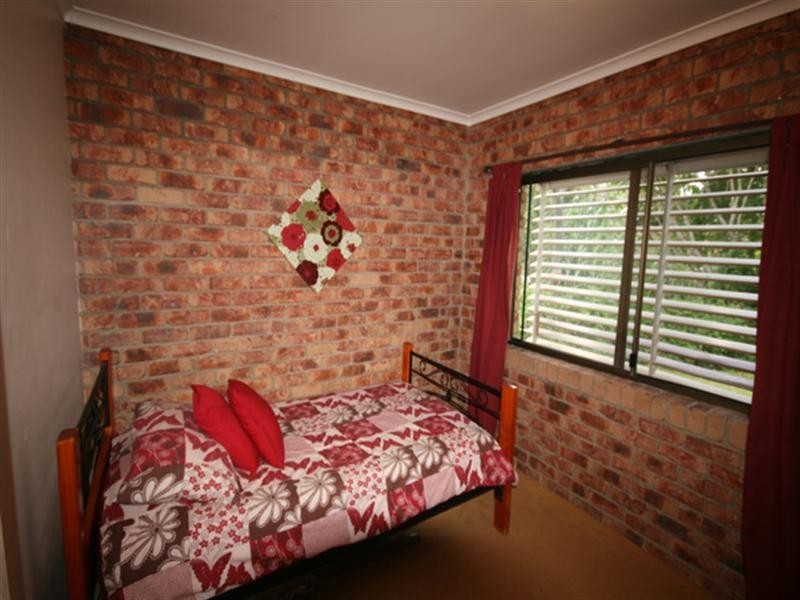 43 Burchell Street, Carina QLD 4152