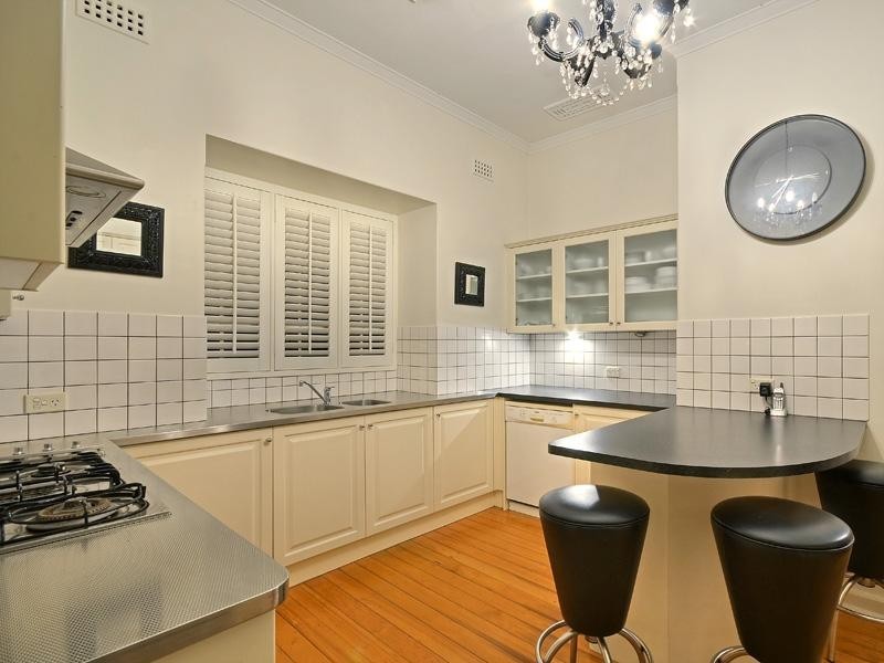 357 Cavendish Road, Coorparoo QLD 4151