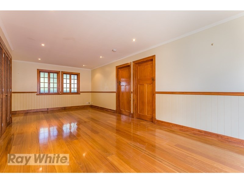 45 Headfort Street, Greenslopes QLD 4120