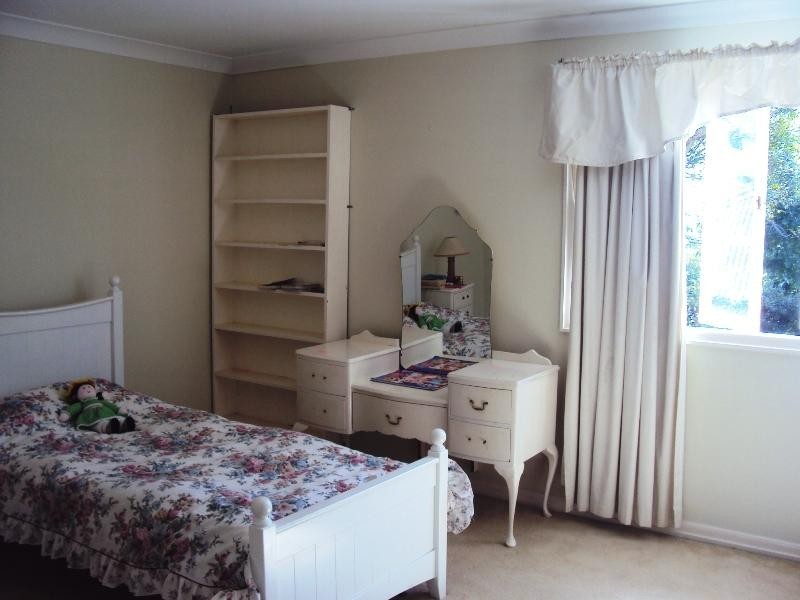 33 Headfort Street, Greenslopes QLD 4120