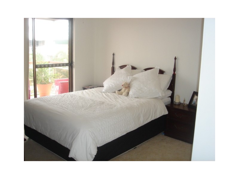 6/6 Nicklin Street, Coorparoo QLD 4151