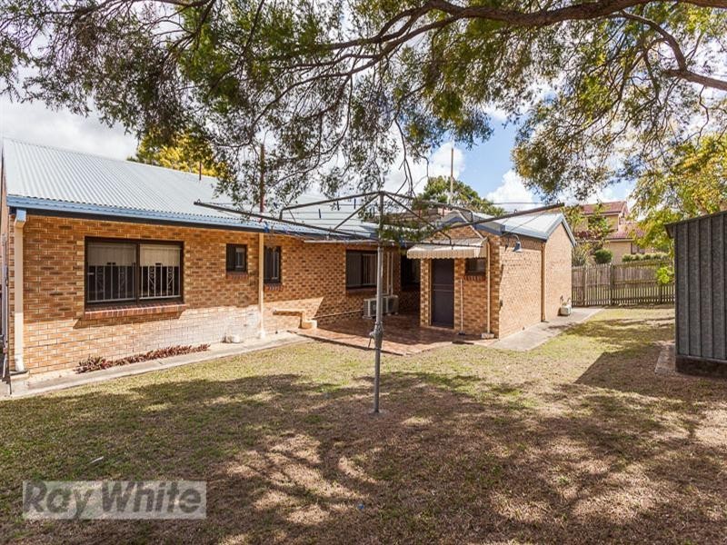52 Thomas Street, Camp Hill QLD 4152