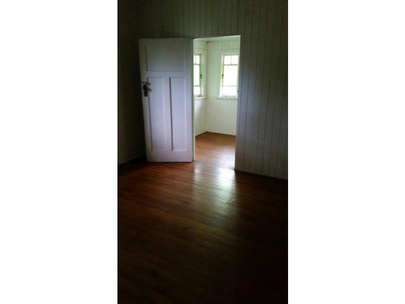 16 Birdwood Street, Coorparoo QLD 4151