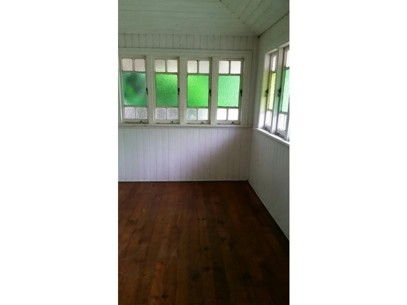 16 Birdwood Street, Coorparoo QLD 4151