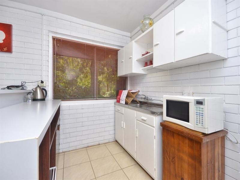 10 Larwood Street, Upper Mount Gravatt QLD 4122