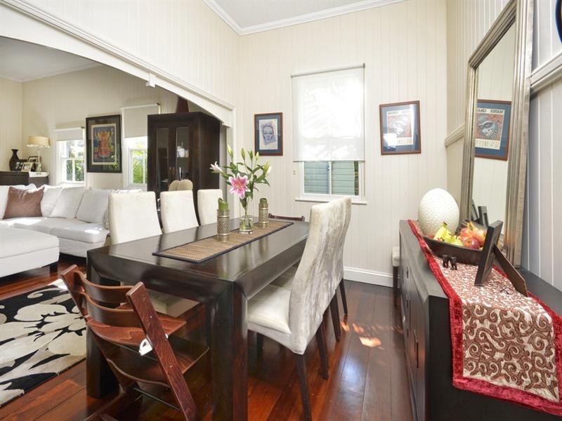 27 Harris Street, Hawthorne QLD 4171