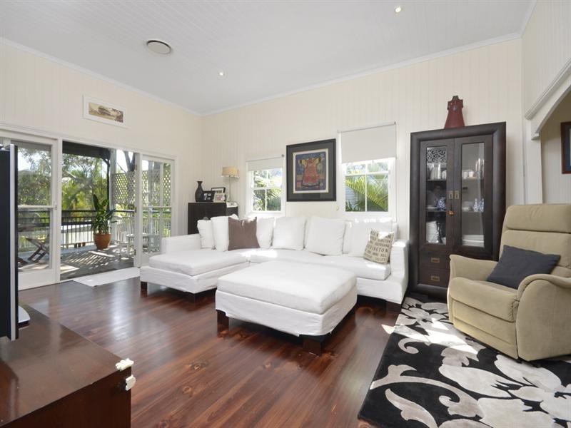 27 Harris Street, Hawthorne QLD 4171