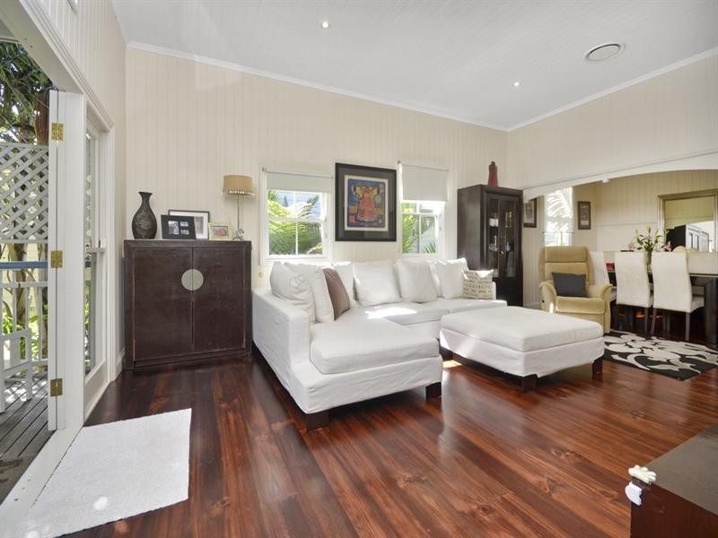 27 Harris Street, Hawthorne QLD 4171