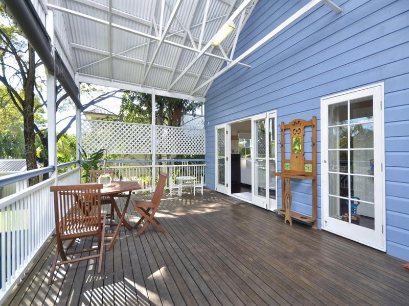 27 Harris Street, Hawthorne QLD 4171