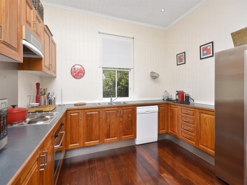 27 Harris Street, Hawthorne QLD 4171