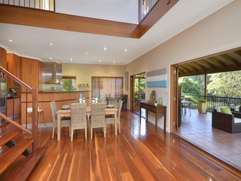 6 Ben Ean Street, Holland Park QLD 4121