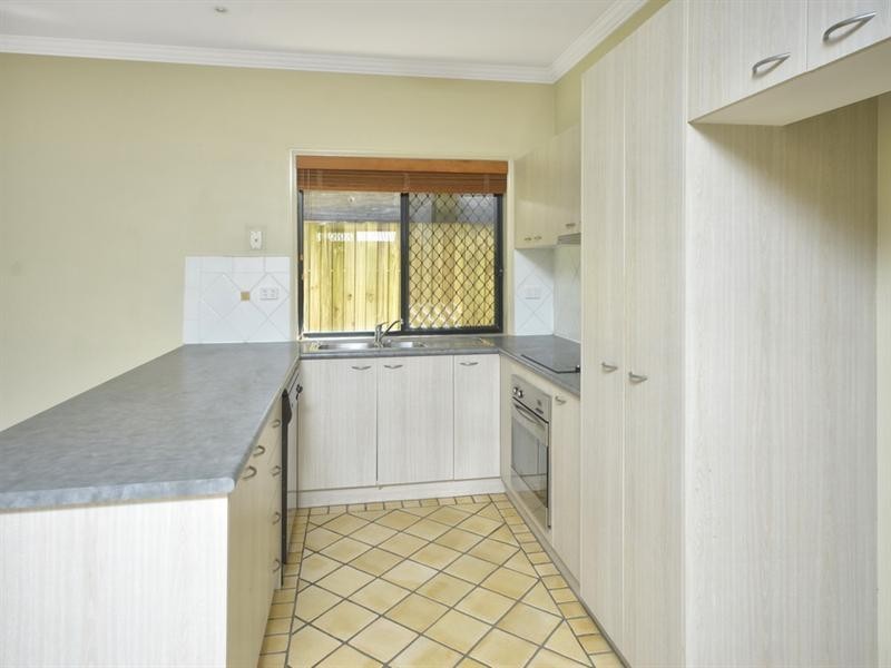 11 Pelham Street, Coorparoo QLD 4151