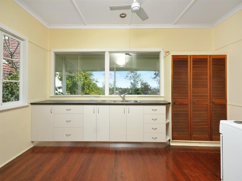 85 Buena Vista Avenue, Coorparoo QLD 4151