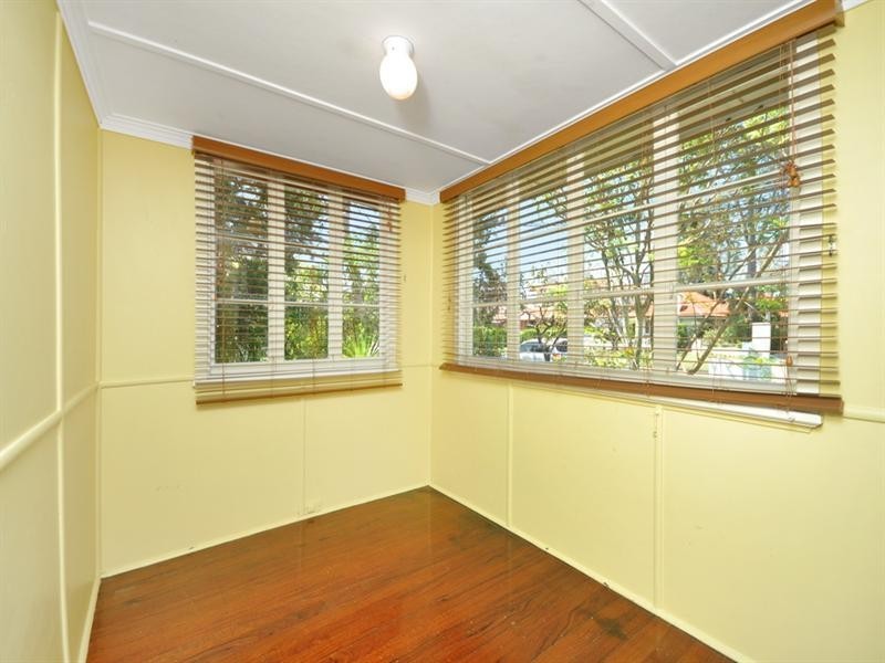 85 Buena Vista Avenue, Coorparoo QLD 4151