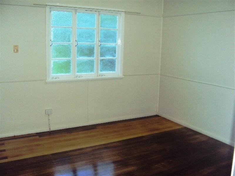 27 Esmonde Place, Coorparoo QLD 4151