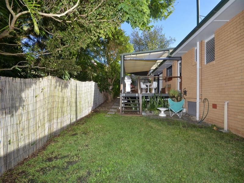 7 Wood Street, Manly QLD 4179