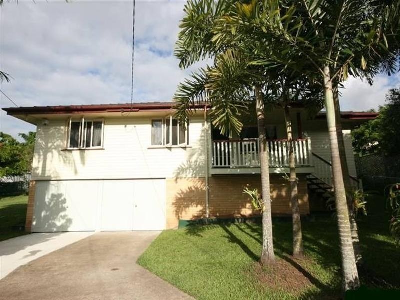 8 Janette Street, Camp Hill QLD 4152