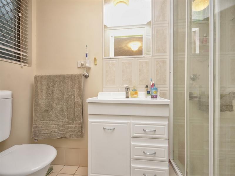 1/50 Rialto Street, Coorparoo QLD 4151